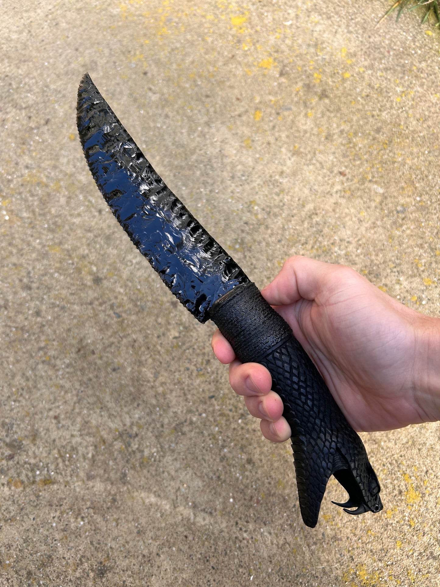 Obsidian Serpent Knife
